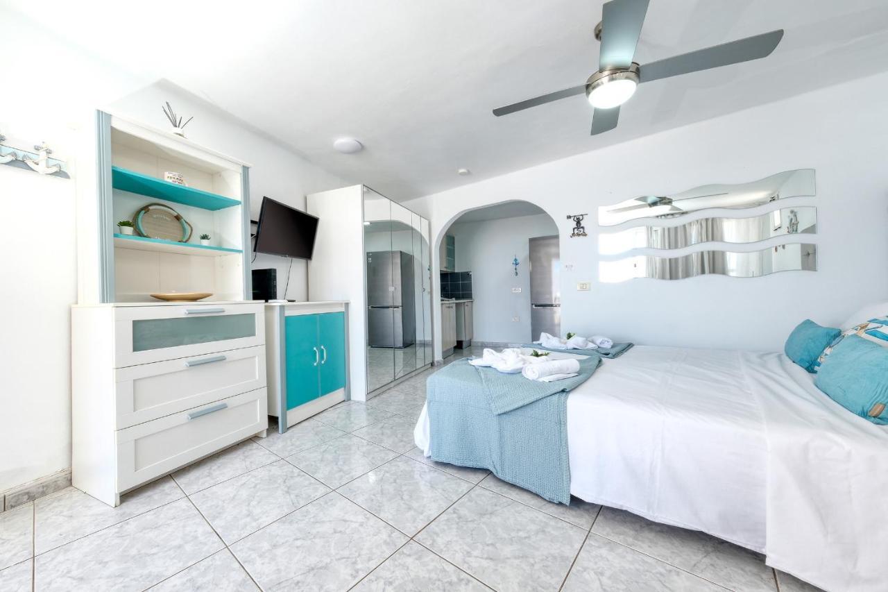 Suite Infinity Ocean - Sea View Puerto del Carmen  Exterior photo